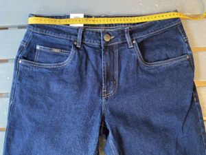 Het opmeten van een jeans